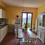 Casa de Férias In With Garden