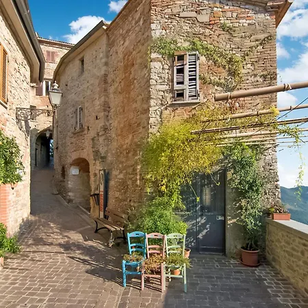 Holiday home Farmhouse In Monte Santa Maria Tiberina With Garden